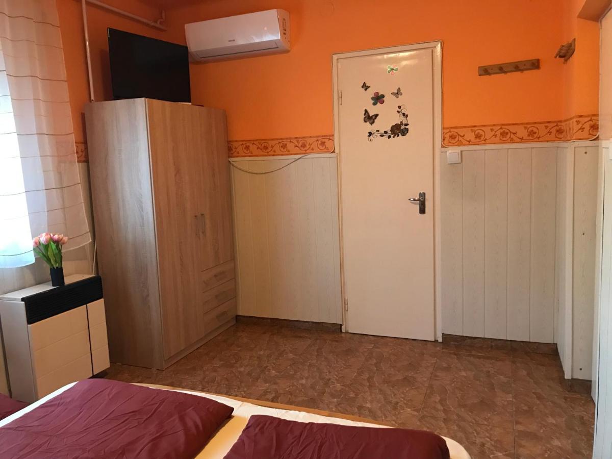 Summer Apartman Hajduszoboszlo Exterior photo